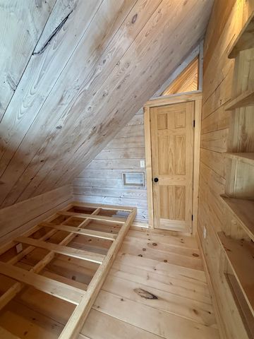 1110 Creek Road, Albany, VT 05845