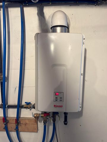 1110 Creek Road, Albany, VT 05845