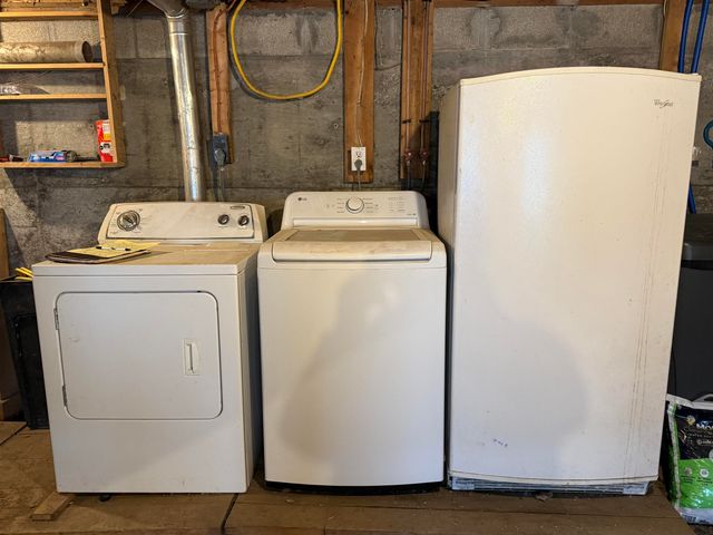 1110 Creek Road, Albany, VT 05845