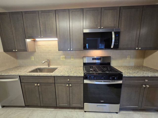 720 Main St. 9, Weymouth, MA 02190