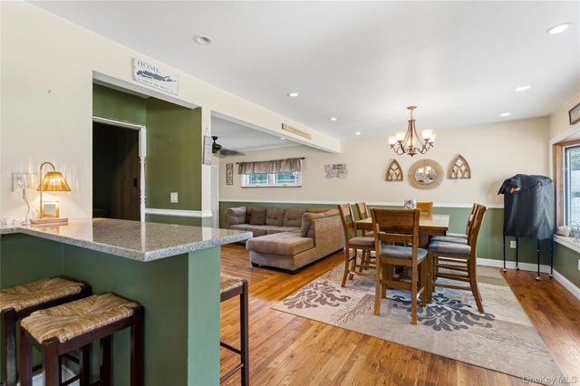 116 Spruce Street, Massapequa Park, NY 11762