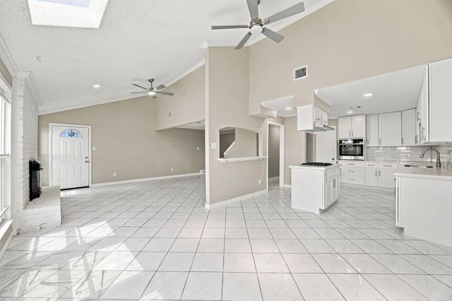 11307 Oakcenter Drive, Houston, TX 77072