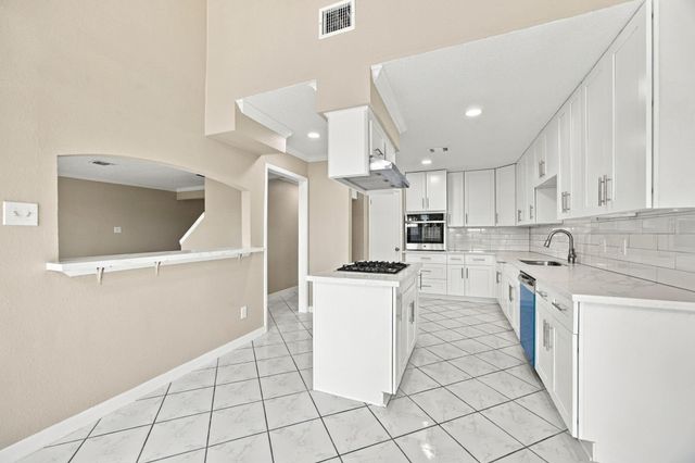 11307 Oakcenter Drive, Houston, TX 77072