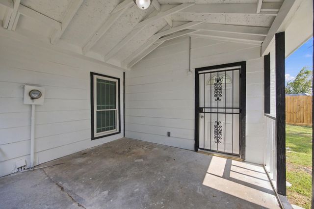 11307 Oakcenter Drive, Houston, TX 77072