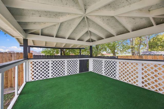 11307 Oakcenter Drive, Houston, TX 77072