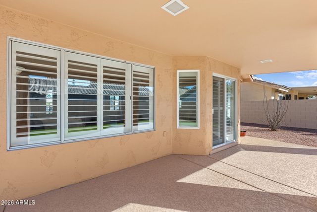 14643 W WHISPERING WIND Trail, Surprise, AZ 85374