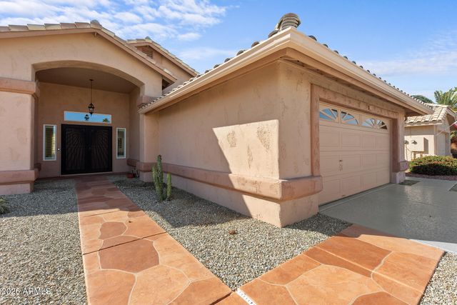 14643 W WHISPERING WIND Trail, Surprise, AZ 85374