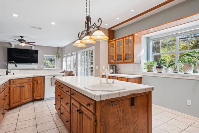 102 High View Court, Ovilla, TX 75154