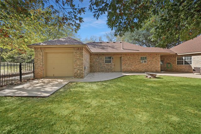 102 High View Court, Ovilla, TX 75154