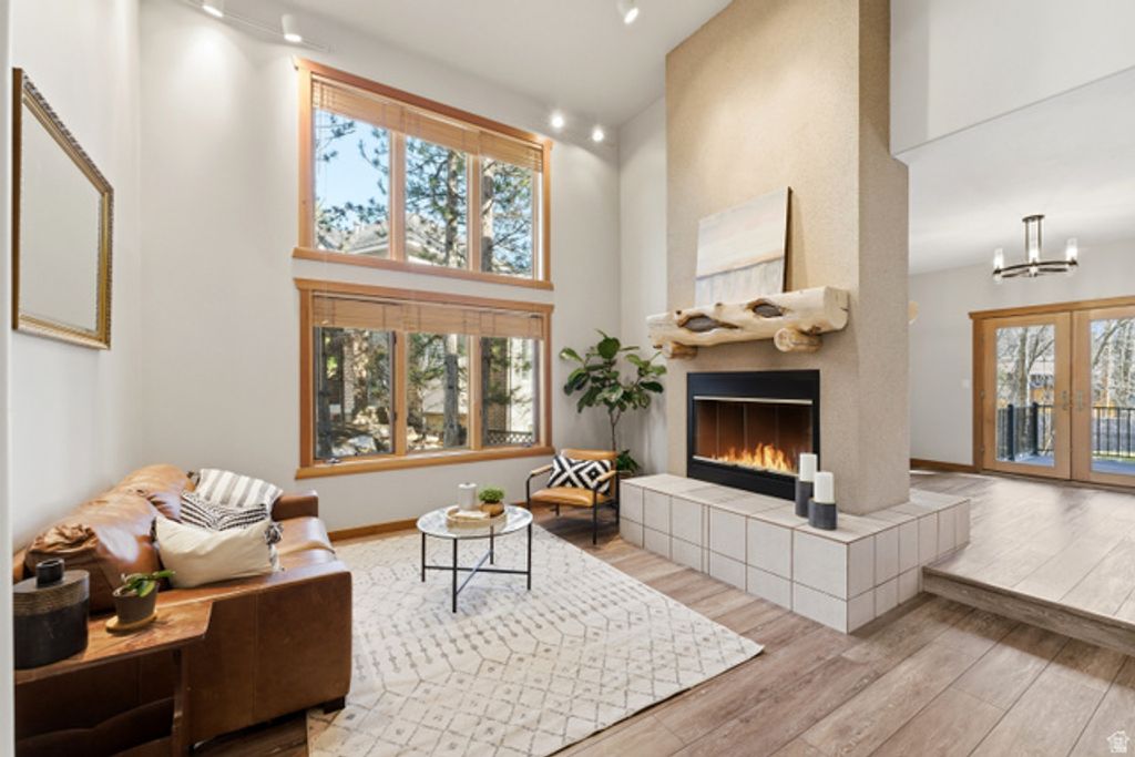 Image 14 of property listing at 2614 E TUXEDO CIR, Cottonwood Heights, UT 84093