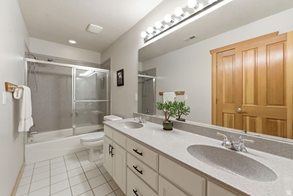 Image 33 of property listing at 2614 E TUXEDO CIR, Cottonwood Heights, UT 84093