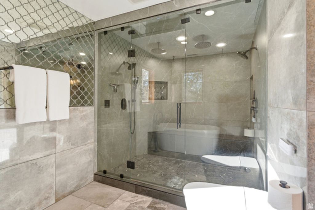 Image 42 of property listing at 2614 E TUXEDO CIR, Cottonwood Heights, UT 84093