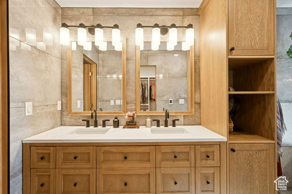 Image 52 of property listing at 2614 E TUXEDO CIR, Cottonwood Heights, UT 84093