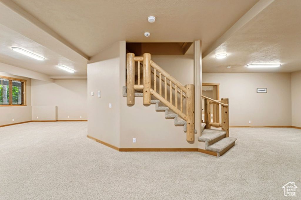 Image 53 of property listing at 2614 E TUXEDO CIR, Cottonwood Heights, UT 84093