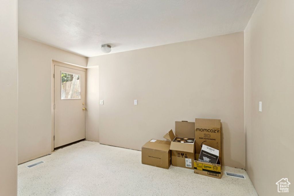 Image 62 of property listing at 2614 E TUXEDO CIR, Cottonwood Heights, UT 84093