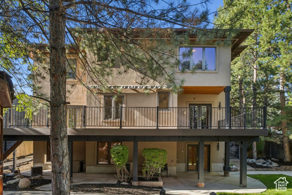 Image 65 of property listing at 2614 E TUXEDO CIR, Cottonwood Heights, UT 84093