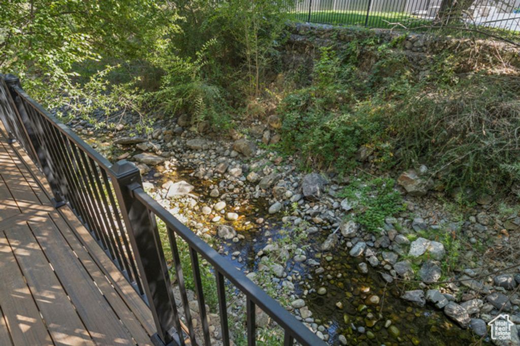 Image 66 of property listing at 2614 E TUXEDO CIR, Cottonwood Heights, UT 84093