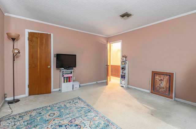 1000 Robert Lee Circle, Lafayette, LA 70506