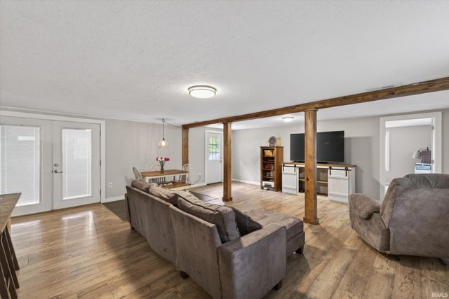 4013 E Boltinghouse Road, Bloomington, IN 47408