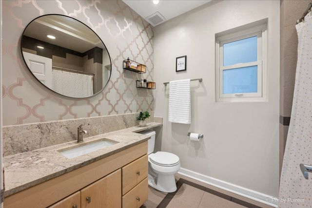 1407 N Mohawk Street 1, Chicago, IL 60610