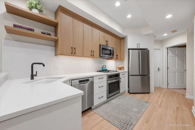1407 N Mohawk Street 1, Chicago, IL 60610