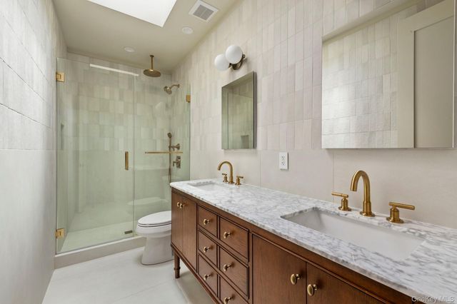 405 Irving Avenue, Brooklyn, NY 11237