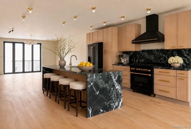 405 Irving Avenue, Brooklyn, NY 11237