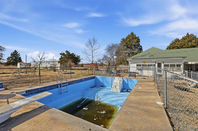 3820 S York Street, Muskogee, OK 74403