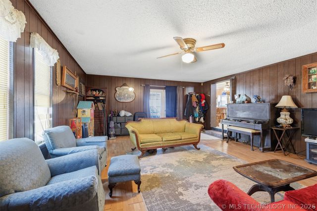 3820 S York Street, Muskogee, OK 74403