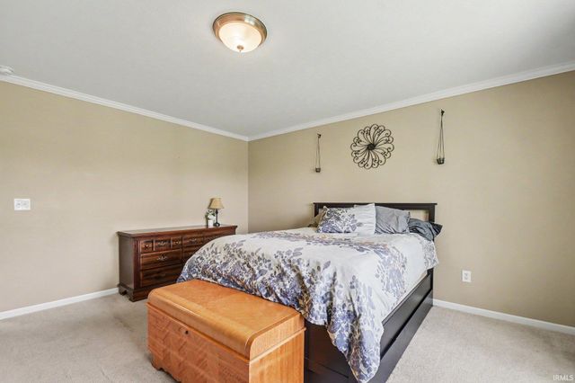 53167 Meadowgrass Lane, South Bend, IN 46628