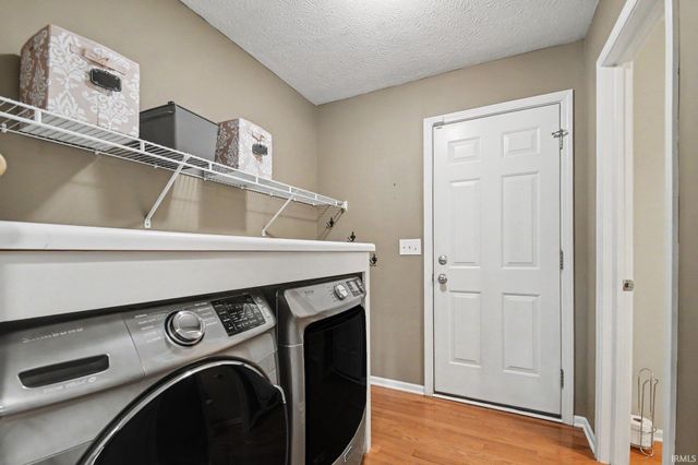 53167 Meadowgrass Lane, South Bend, IN 46628