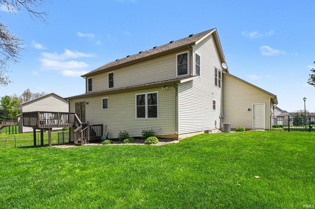 53167 Meadowgrass Lane, South Bend, IN 46628