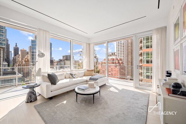200 E 59th St Apt 14A, New York City, NY 10022