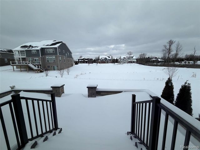 51360 Whispering Ridge Drive, Northville, MI 48167