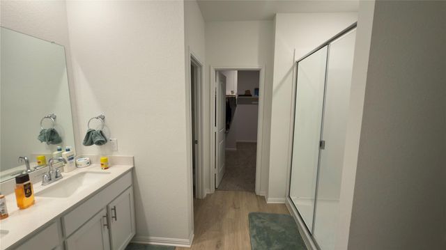 2512 Hackamore DR, Leander, TX 78641