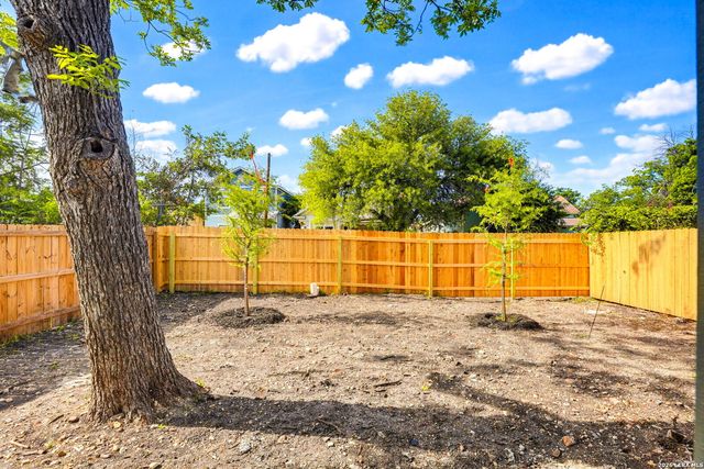 1415 Lamar St, San Antonio, TX 78202