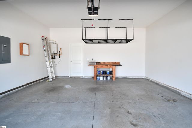 406 Raleighwood Drive, Simpsonville, SC 29681