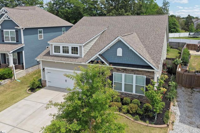 406 Raleighwood Drive, Simpsonville, SC 29681