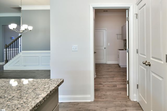 406 Raleighwood Drive, Simpsonville, SC 29681