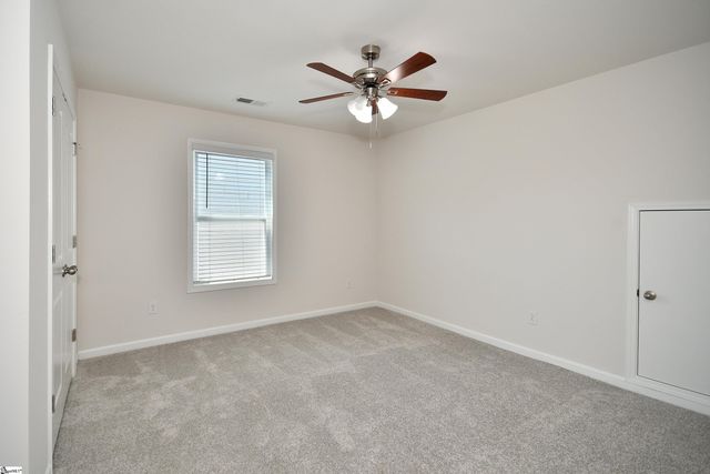 406 Raleighwood Drive, Simpsonville, SC 29681