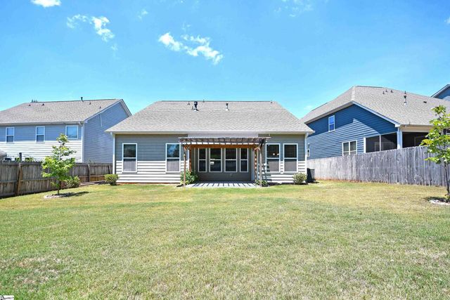 406 Raleighwood Drive, Simpsonville, SC 29681