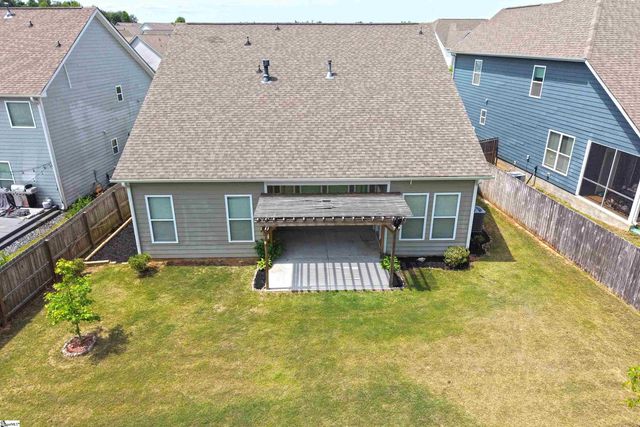 406 Raleighwood Drive, Simpsonville, SC 29681