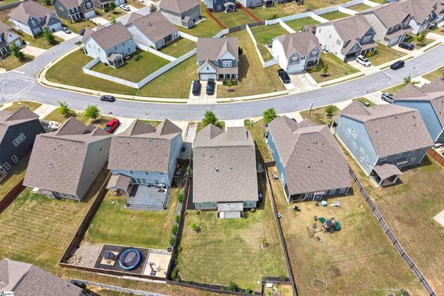 406 Raleighwood Drive, Simpsonville, SC 29681