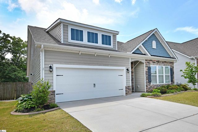 406 Raleighwood Drive, Simpsonville, SC 29681