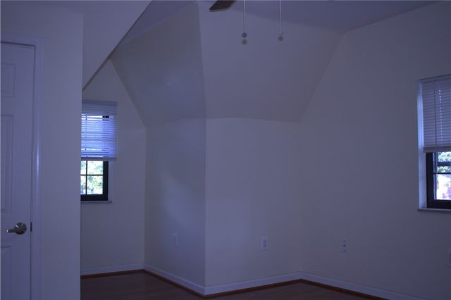230 Broadway Dr, Pleasant Hills, PA 15236