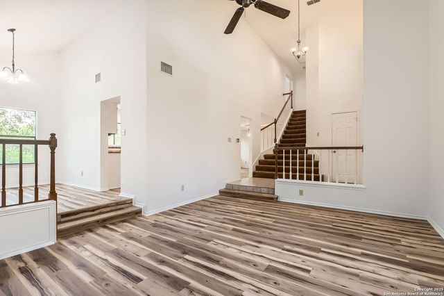 7509 Sidbury Cir, San Antonio, TX 78250