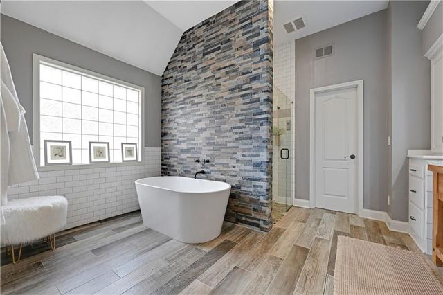 11670 W 147th Street, Olathe, KS 66062