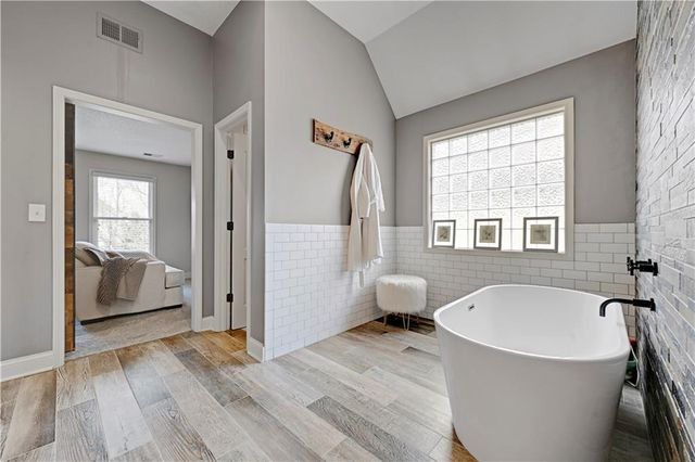 11670 W 147th Street, Olathe, KS 66062