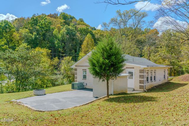 1036 Stanton Road, Seymour, TN 37865