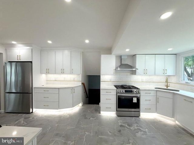 355 CHERRY HILL BLVD, Cherry Hill, NJ 08002